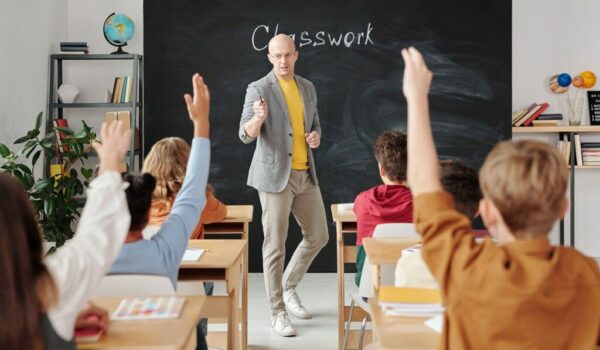 service english mates education (3)