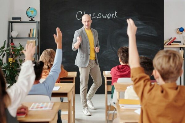 service english mates education (3)